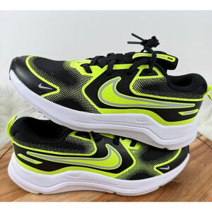 Nike Cosmic Runner‎ (GS) Boy's Shoes Black/ Bolt- Size 5Y HM4402-005